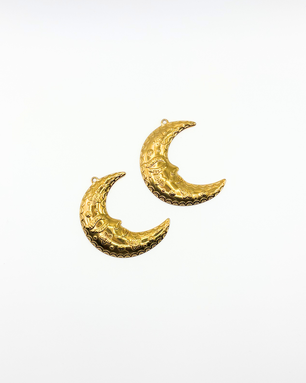 Charm Luna